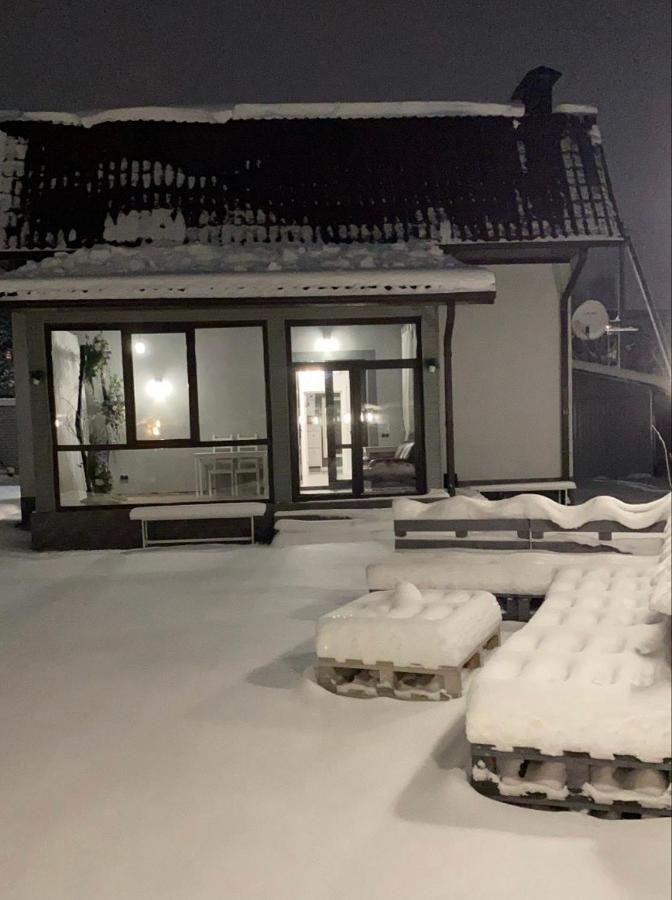 Shale Na Polotskoy Vila Bobruisk Exterior foto